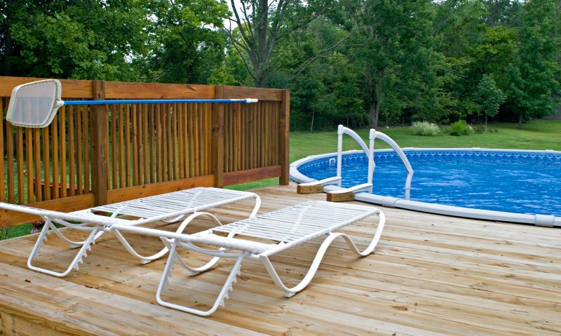 Pool Deck Fence Repair